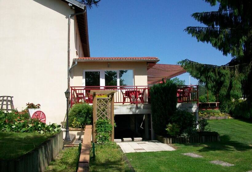 ホテル Relais Vosgien   Hôtel Restaurant La Table De Sophia