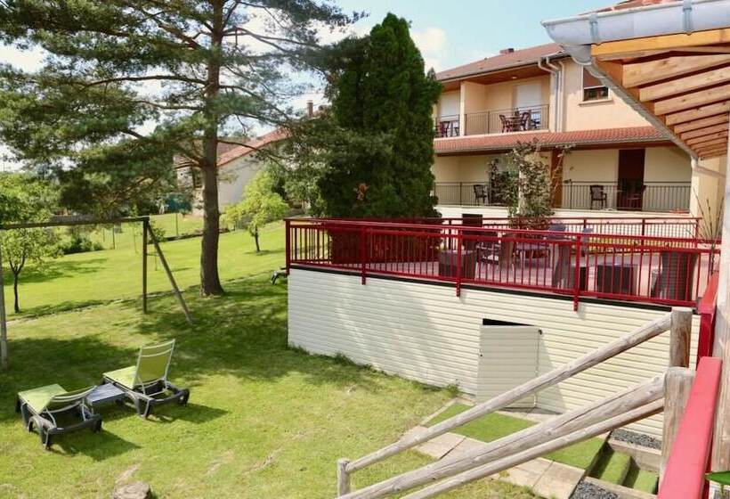 فندق Relais Vosgien   Hôtel Restaurant La Table De Sophia