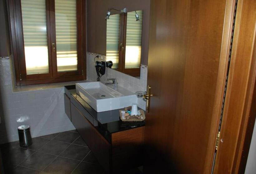 בית מלון כפרי Residence Corona Grossa