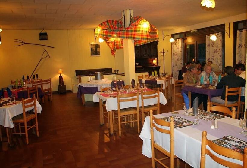 호텔 Restaurant Les Planottes