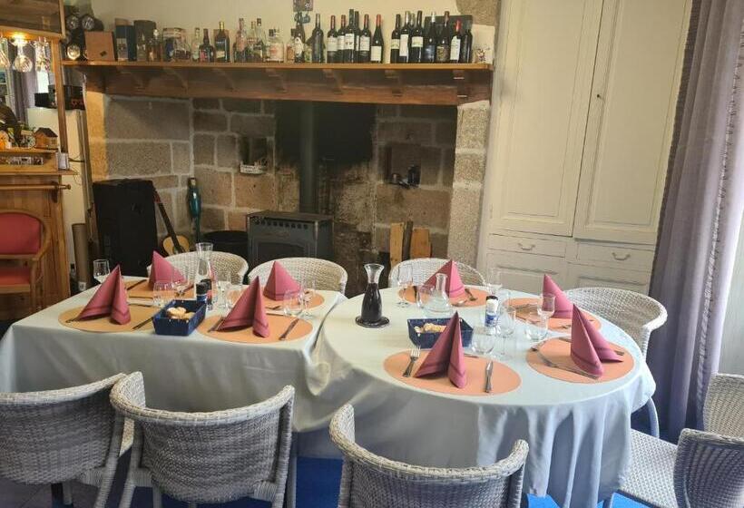 בית מלון כפרי Saint Julien Aux Bois