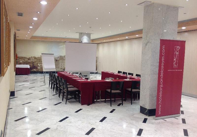 酒店 San Juan De Los Reyes