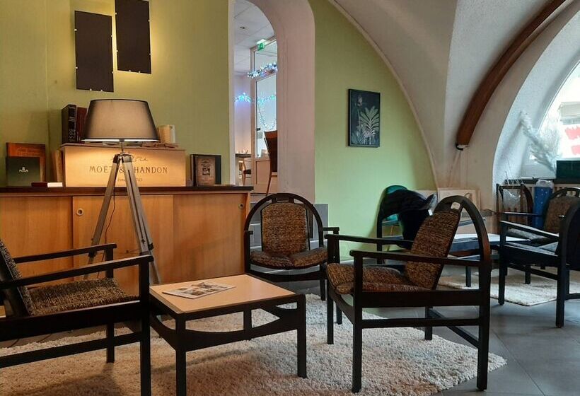 Savoy Hotel & Restaurant