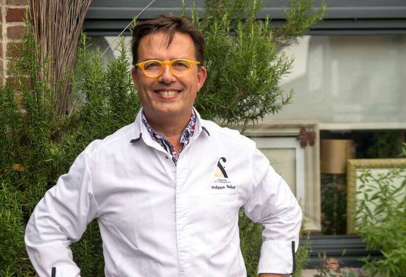 Отель The Originals Boutique, Hôtel Bulles By Forgeron, Lille Sud