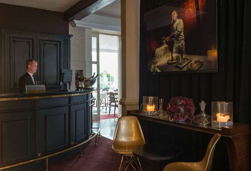 Отель The Originals Boutique, Hôtel Bulles By Forgeron, Lille Sud