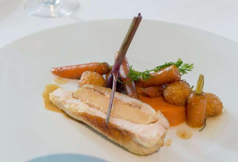 Отель The Originals Boutique, Hôtel Bulles By Forgeron, Lille Sud