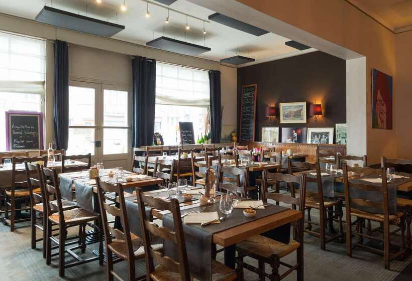 Отель The Originals Boutique, Hôtel Bulles By Forgeron, Lille Sud