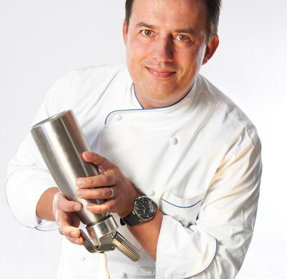 Отель The Originals Boutique, Hôtel Bulles By Forgeron, Lille Sud