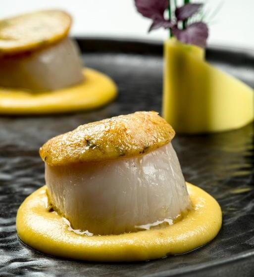 Отель The Originals Boutique, Hôtel Bulles By Forgeron, Lille Sud