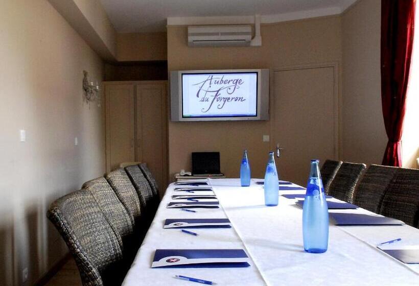 Отель The Originals Boutique, Hôtel Bulles By Forgeron, Lille Sud