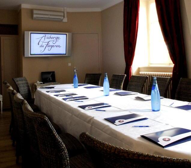 Отель The Originals Boutique, Hôtel Bulles By Forgeron, Lille Sud