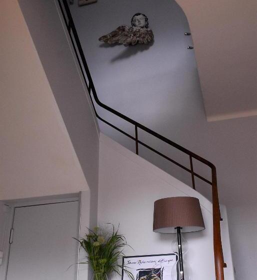 Отель The Originals Boutique, Hôtel Bulles By Forgeron, Lille Sud