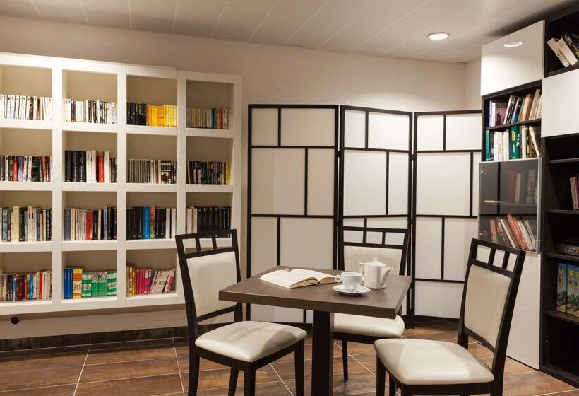 Отель The Originals Boutique, Hôtel D Alsace, Strasbourg Sud