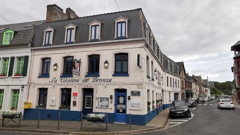 酒店 The Originals Boutique, Hôtel La Colonne De Bronze, Saintvalérysursomme