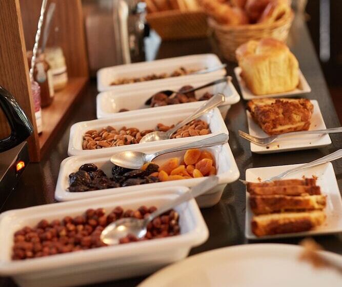 酒店 The Originals Boutique, Hôtel La Colonne De Bronze, Saintvalérysursomme