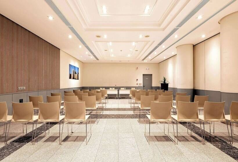 בית מלון כפרי Zentral León