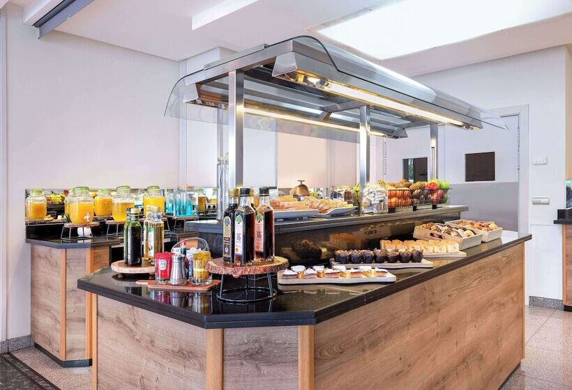 בית מלון כפרי Zentral León