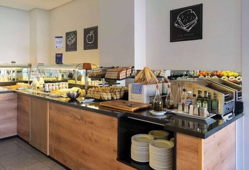 בית מלון כפרי Zentral León