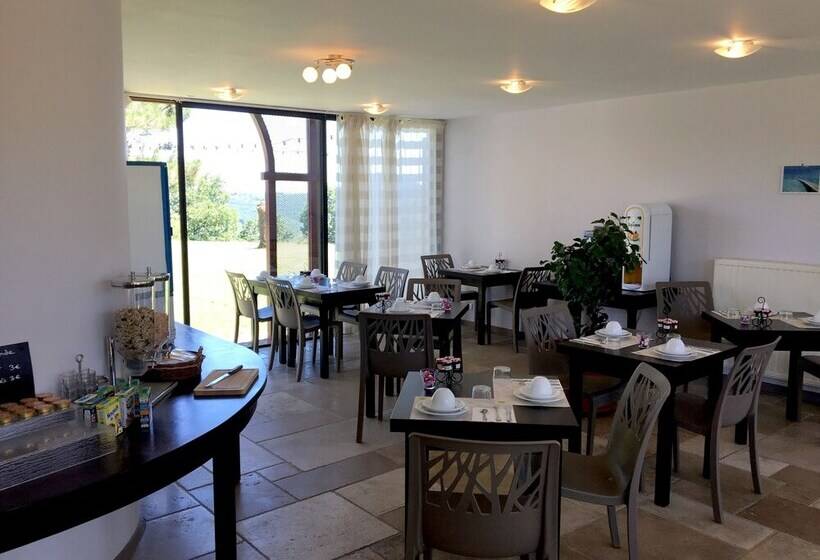 Logis Hotel La Bergerie Hôtel 3 étoiles Restaurant Savoureux