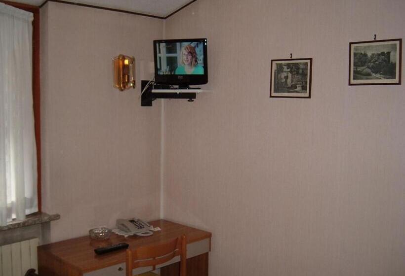 モーテル Albergo Luca