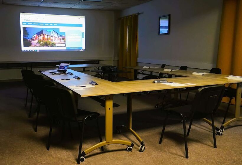 فندق على الطريق Kyriad Clermont Ferrand Nord  Riom