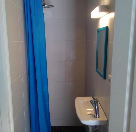 Crew Lighthouse   Hostel