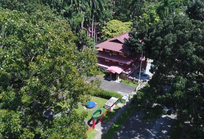 Общежитие Hostal Amador Familiar