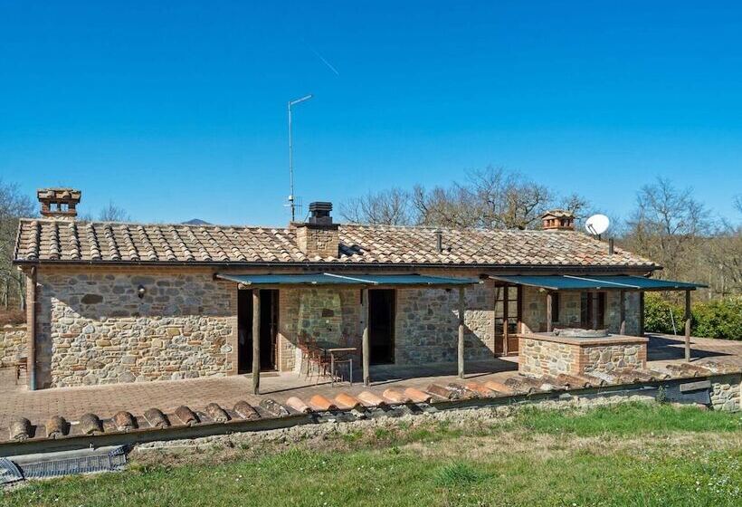 Alluring Cottage In Citta Della Pieve With Swimming Pool