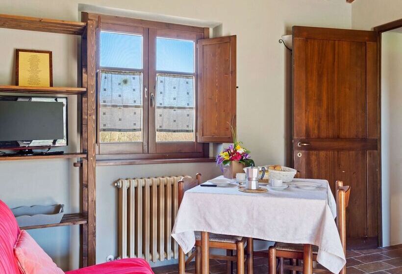 Alluring Cottage In Citta Della Pieve With Swimming Pool