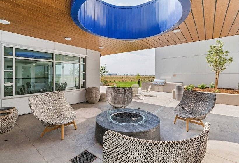 בית מלון כפרי Element Denver International Airport