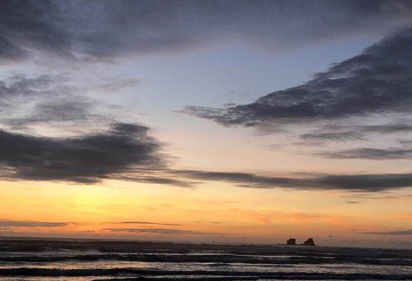 هتل Finca Punta Ayampe