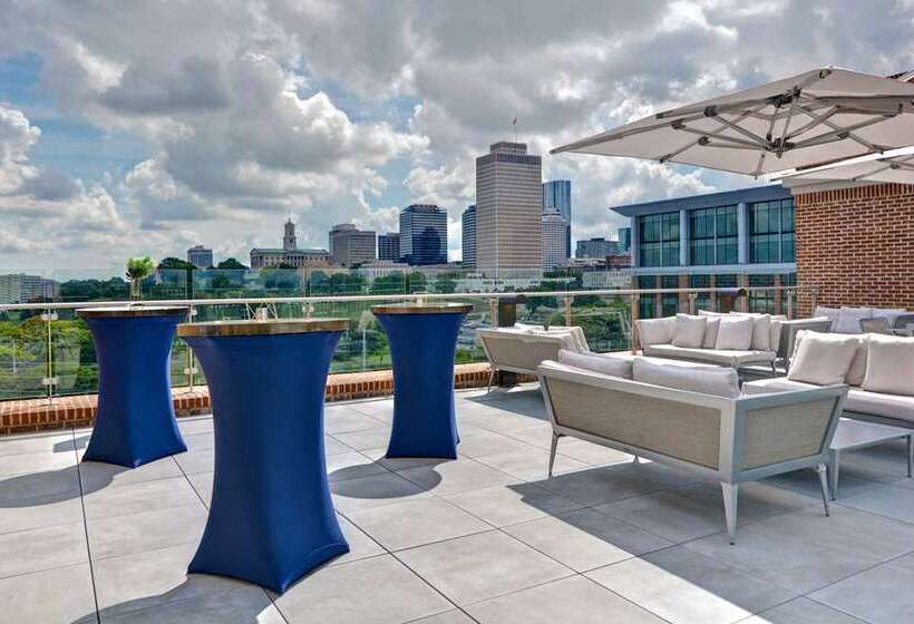 هتل Hampton Inn & Suites Nashville Downtown Capitol View