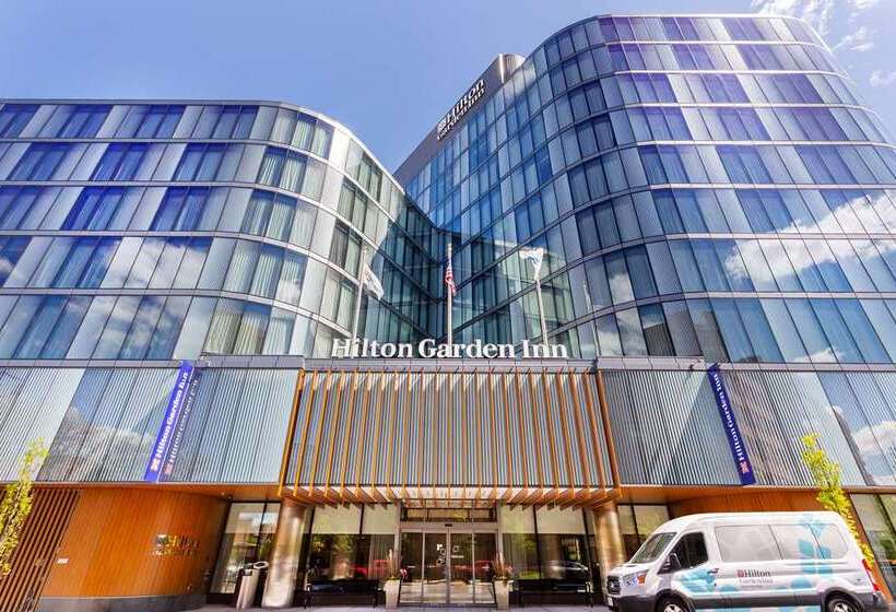 בית מלון כפרי Hilton Garden Inn Boston Brookline, Ma