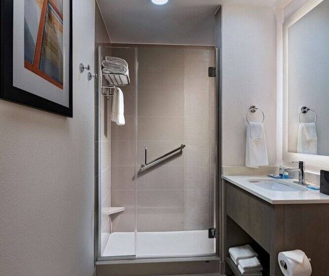 هتل Hyatt House Carlsbad