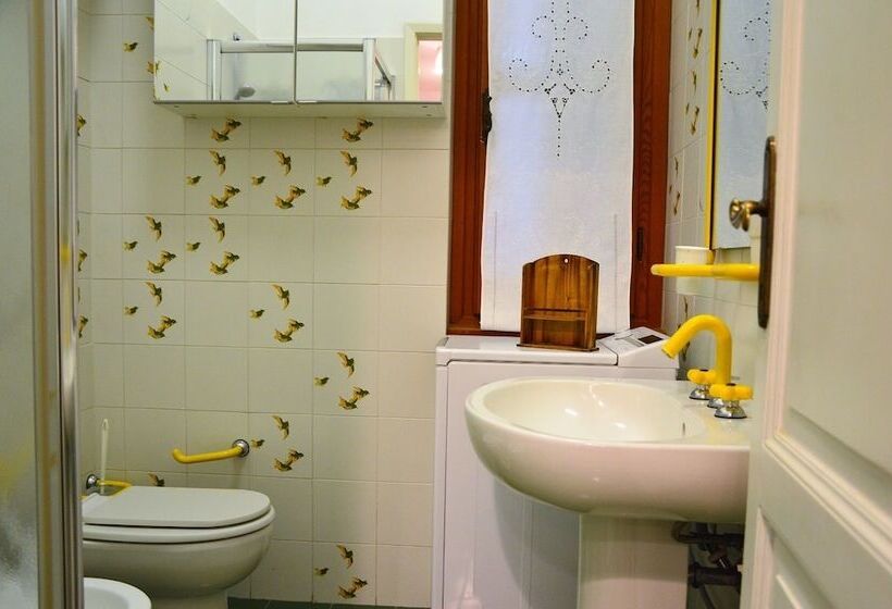 田舎風ホテル Agriturismo Cascina Tollu