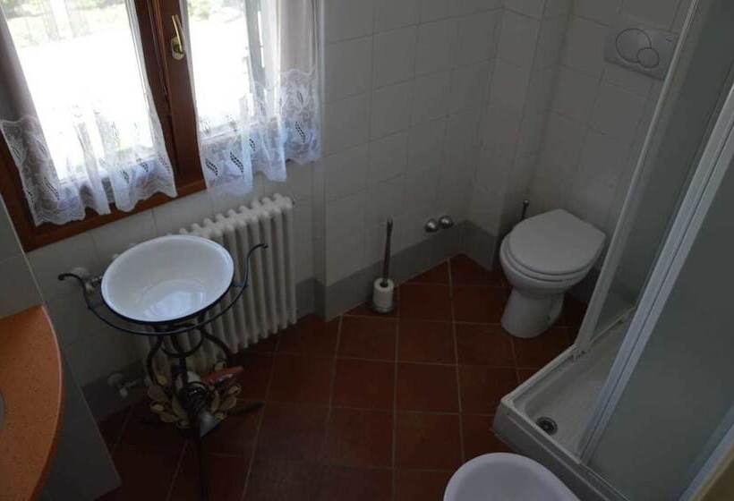 田舎風ホテル Agriturismo Cascina Tollu