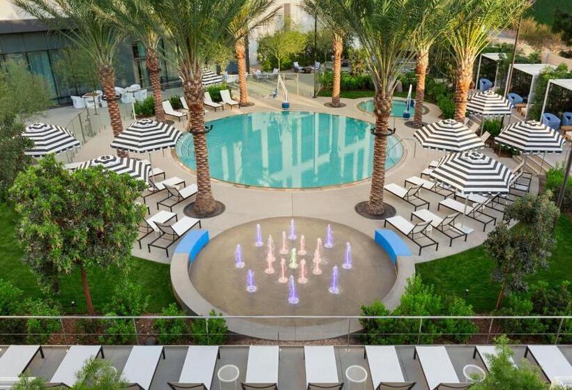 The Viv Hotel, Anaheim, A Tribute Portfolio