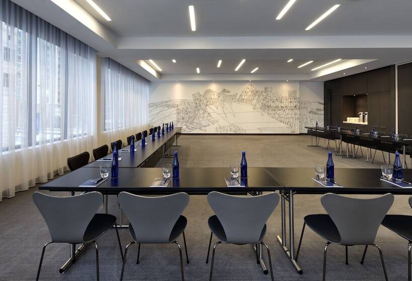 The Viv Hotel, Anaheim, A Tribute Portfolio