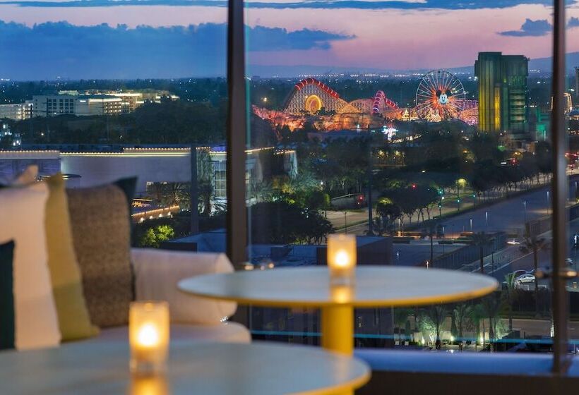 The Viv Hotel, Anaheim, A Tribute Portfolio