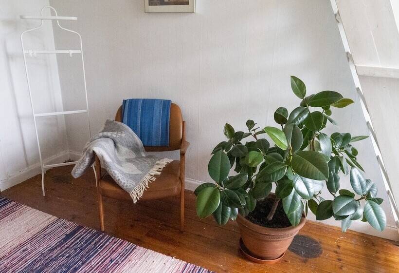 Lindsbergs Kursgard And Hostel