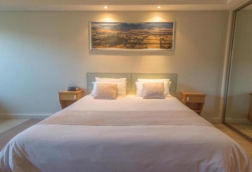 Macedon Ranges Hotel & Spa