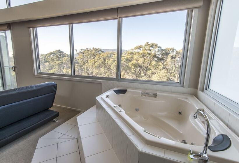 Macedon Ranges Hotel & Spa