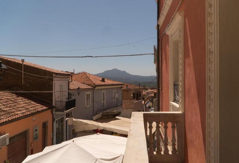 Пансион Casa Lu Duttori