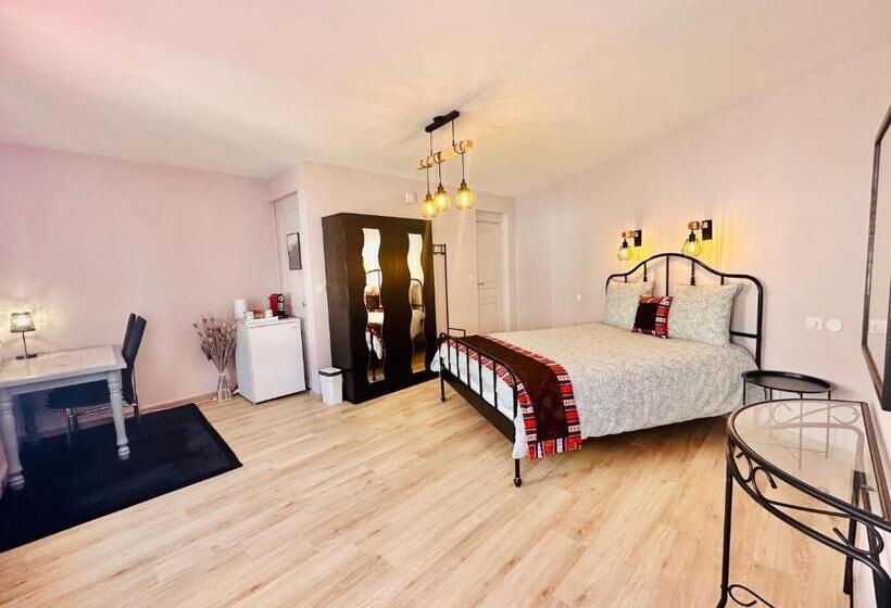 פנסיון Reims Sherpa Guest House