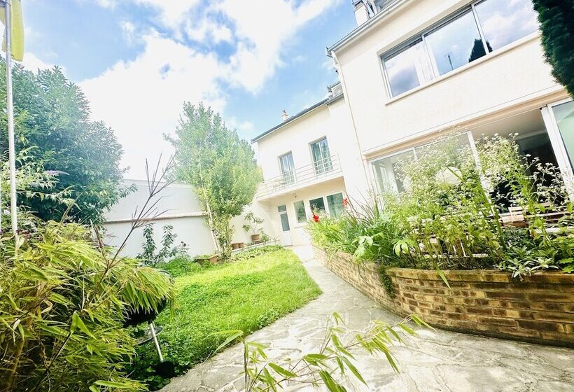 פנסיון Reims Sherpa Guest House