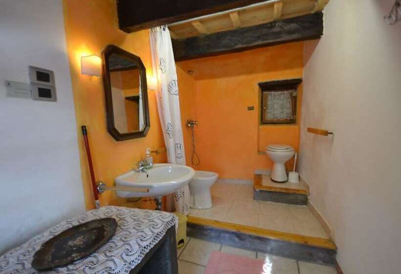 Cottage In Marliana With Garden