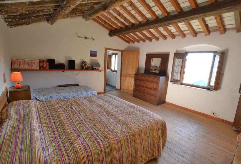 Cottage In Marliana With Garden