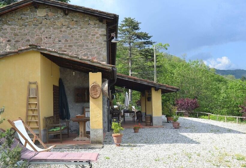 Authentic Tuscan Country Home Situated Between Pistoia And Lucca