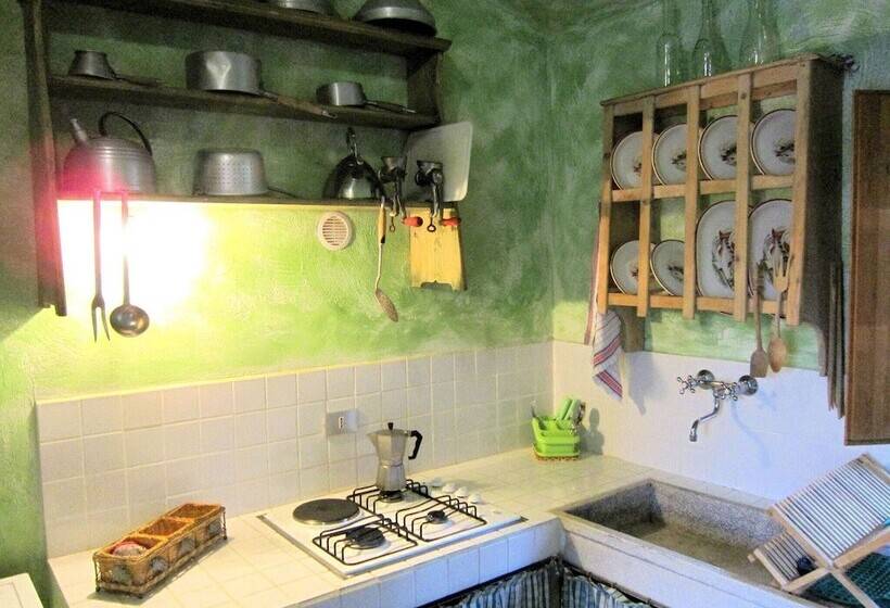 Authentic Tuscan Country Home Situated Between Pistoia And Lucca