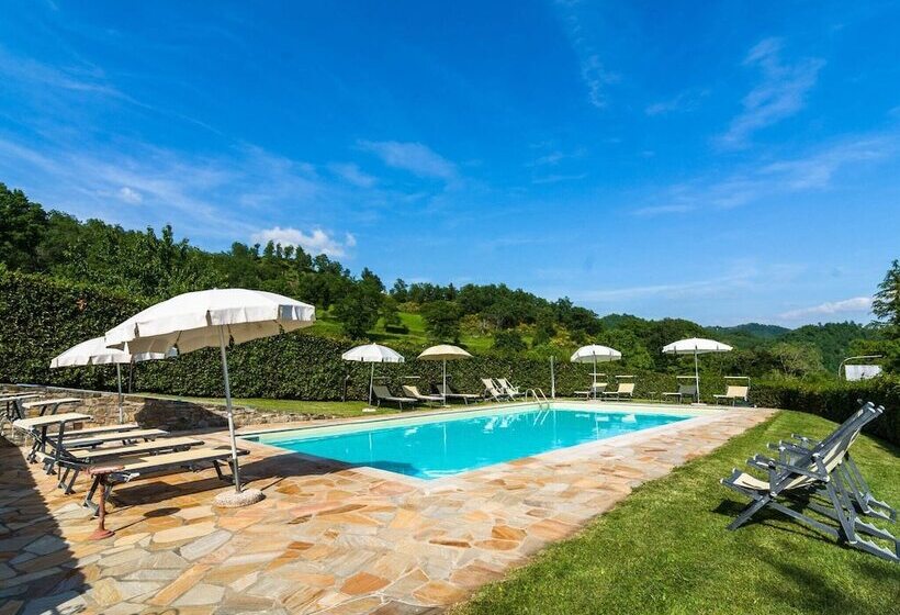 Beautiful Cottage In Dicomano With Swimming Pool